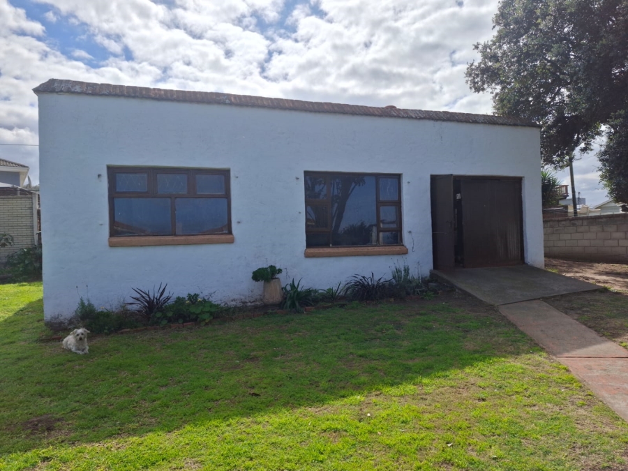 3 Bedroom Property for Sale in Winterstrand Eastern Cape